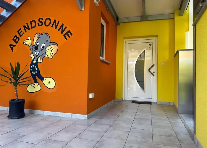 Abendsonne - 8 Gehminuten Zum Ep Semesterbostad *